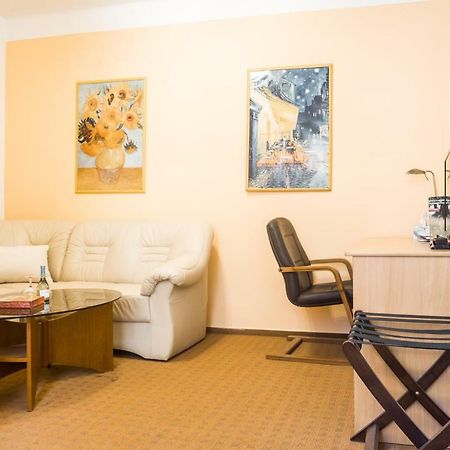 Pension Konopiste Бенешов Экстерьер фото